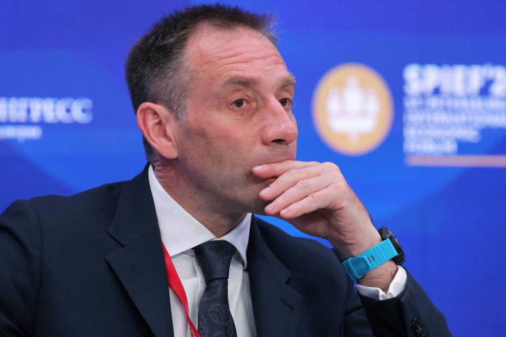 Epstein tentou marcar reunião com Putin, diz jornal - 06/02/2026