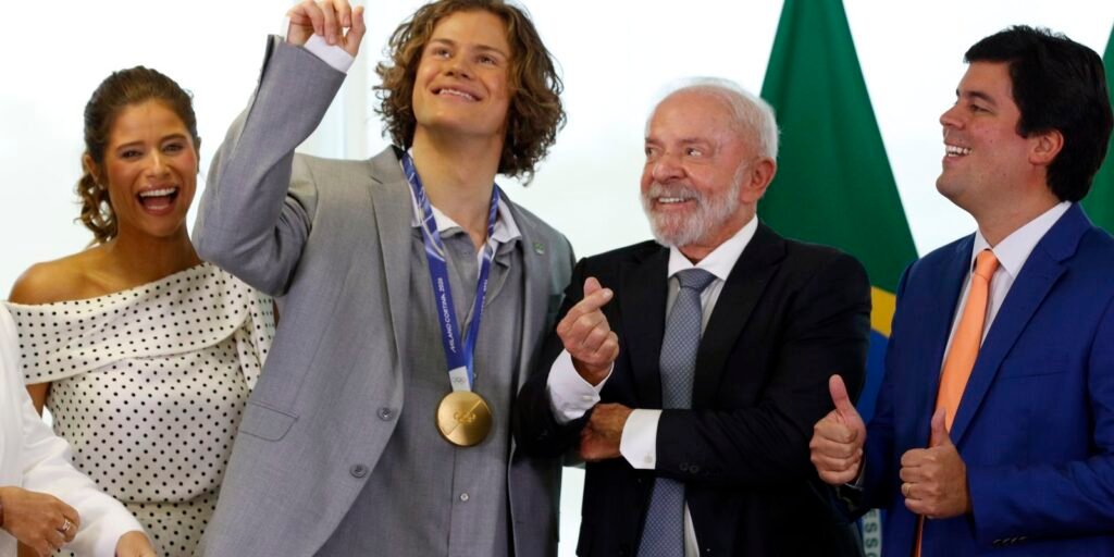 Lula recebe Lucas Pinheiro, medalha de ouro nos Jogos de
