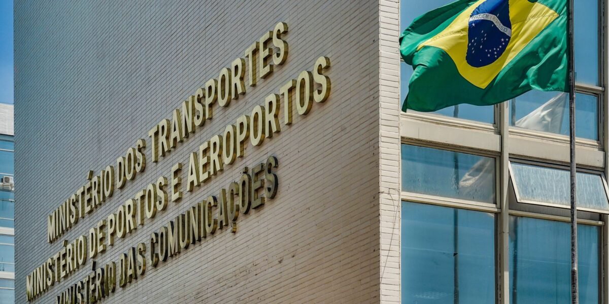 Ministério libera transmissões das Tvs da EBC e da Rede