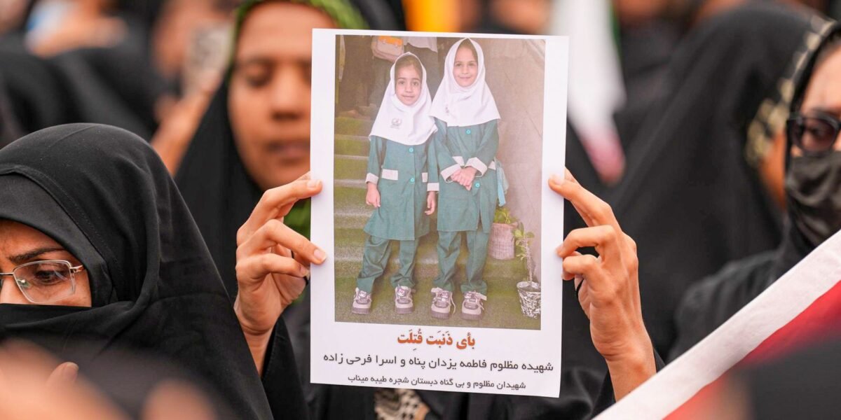 Ataque à escola de meninas no Irã expõe os horrores