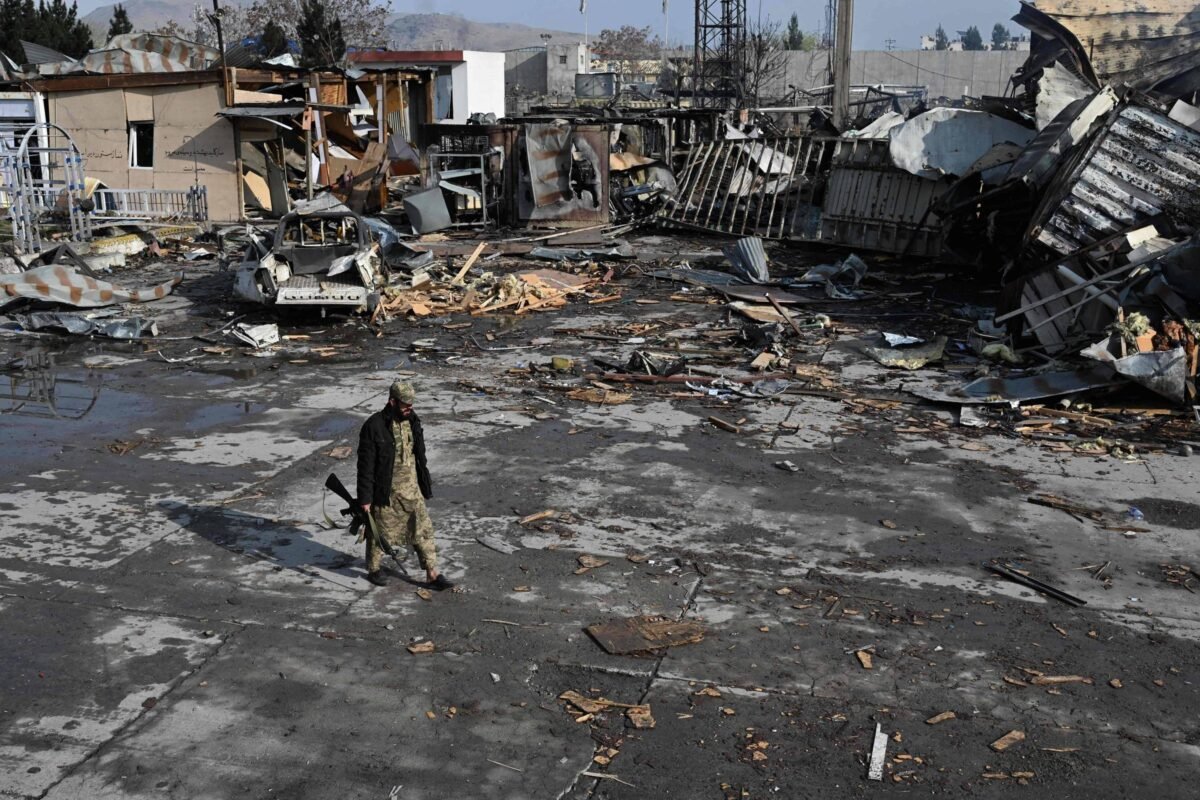 Ataque do Paquistão mata 408 em Cabul - 17/03/2026 -