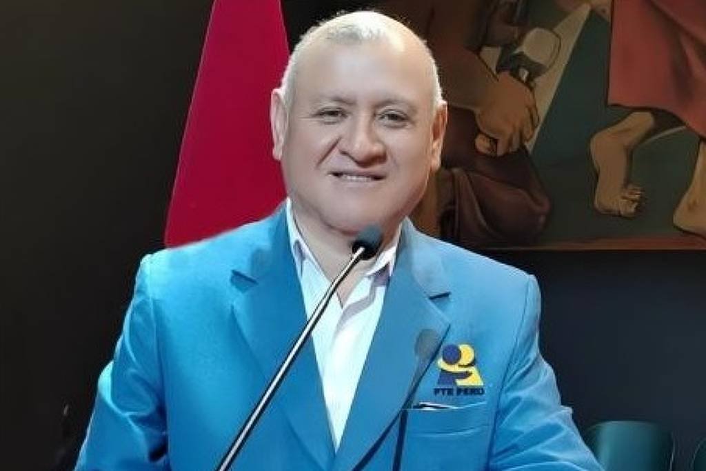 Candidato à presidência do Peru morre em acidente de carro