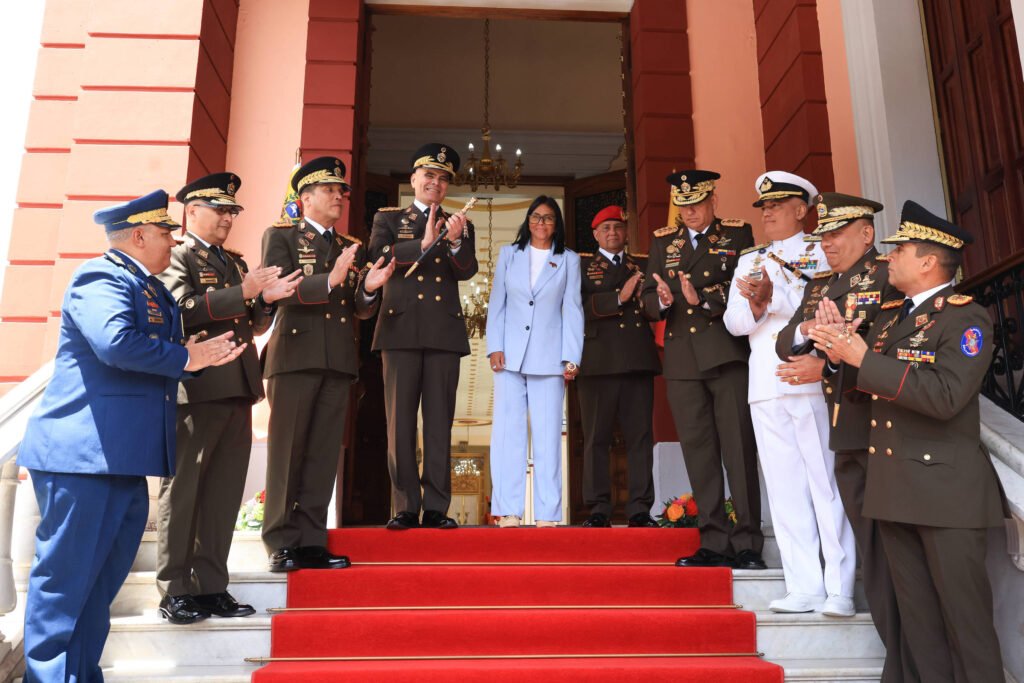 Delcy troca alto comando militar na Venezuela - 20/03/2026 -