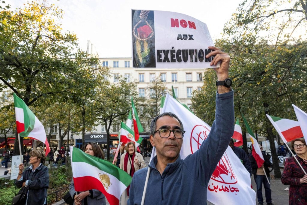 Irã executa 3 condenados por protestos em janeiro - 19/03/2026