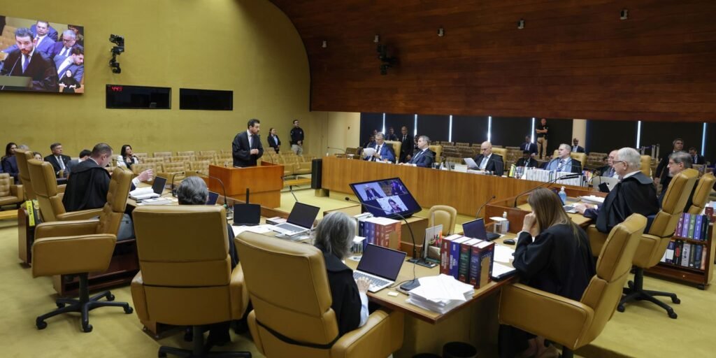Moraes vota contra prorrogação da CPMI do INSS; placar está