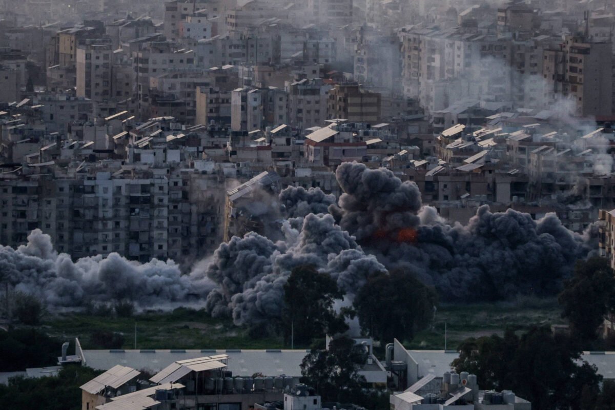 Republicanos evitam chamar guerra no Irã de guerra - 06/03/2026