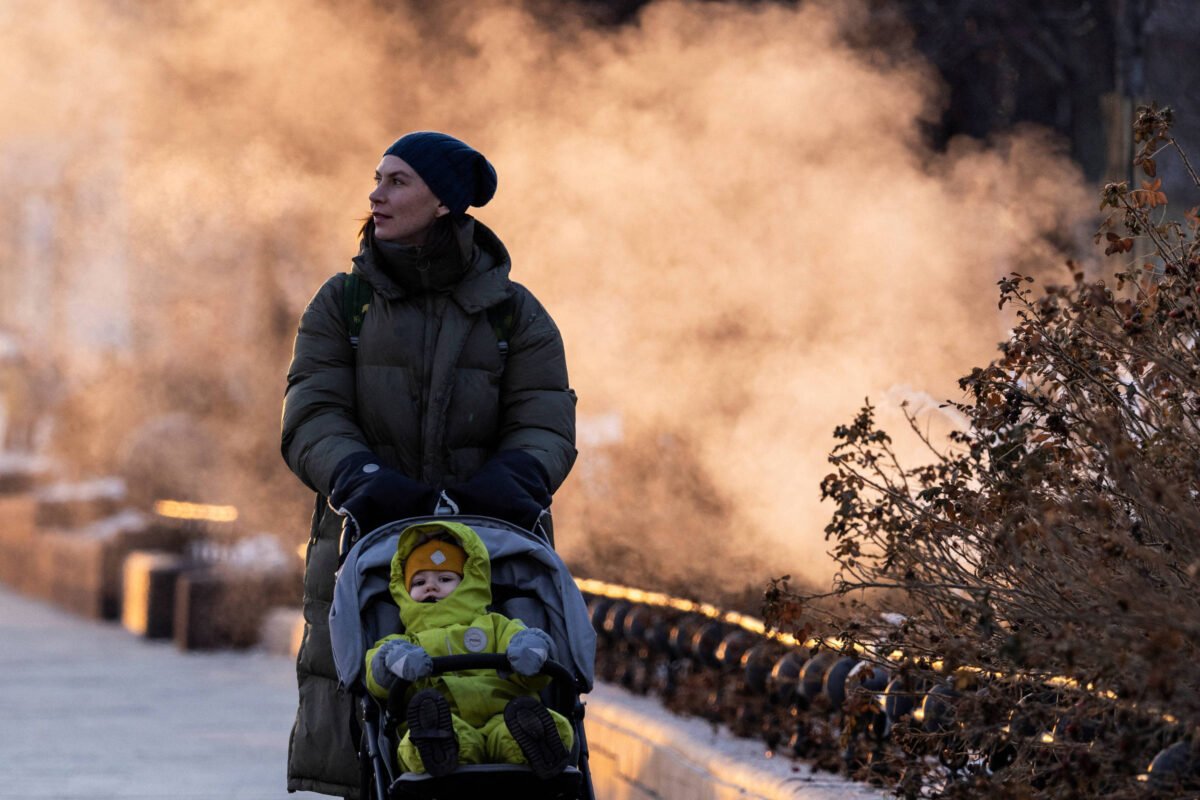 Rússia vai enviar psicólogos para mulheres sem filhos - 19/03/2026