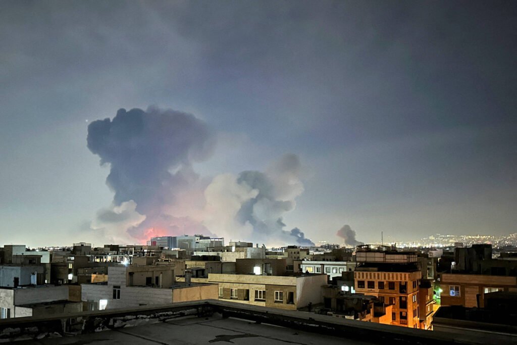 Trump chama Irã de 'perdedor do Oriente Médio' - 07/03/2026