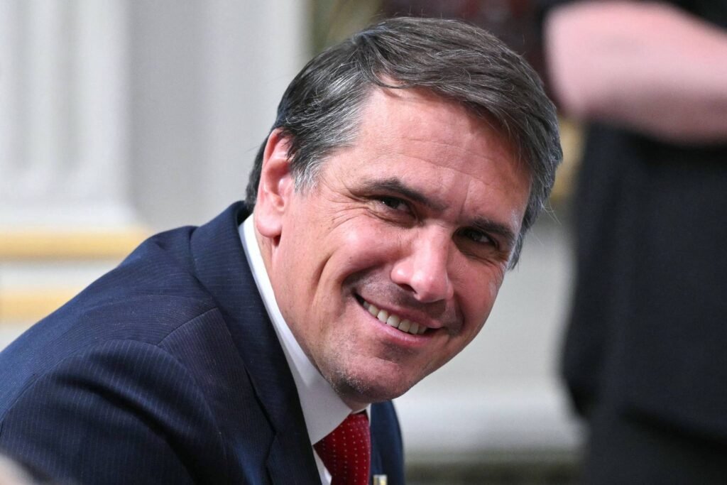 EUA: Quem é Todd Blanche, secretário de Justiça interino -