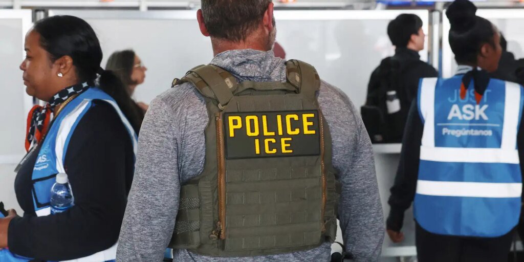 EUA pedem saída de “funcionário brasileiro” por manipular imigração