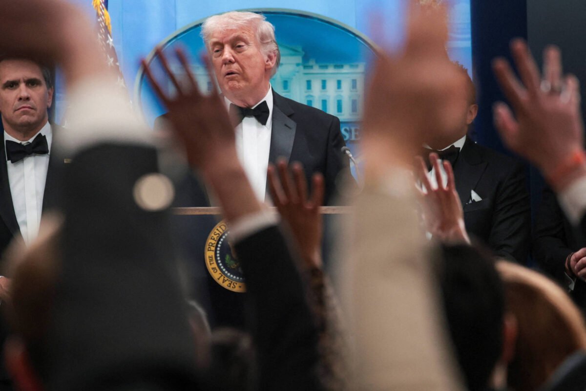 Liberdade de imprensa: Brasil avança e EUA recuam - 30/04/2026