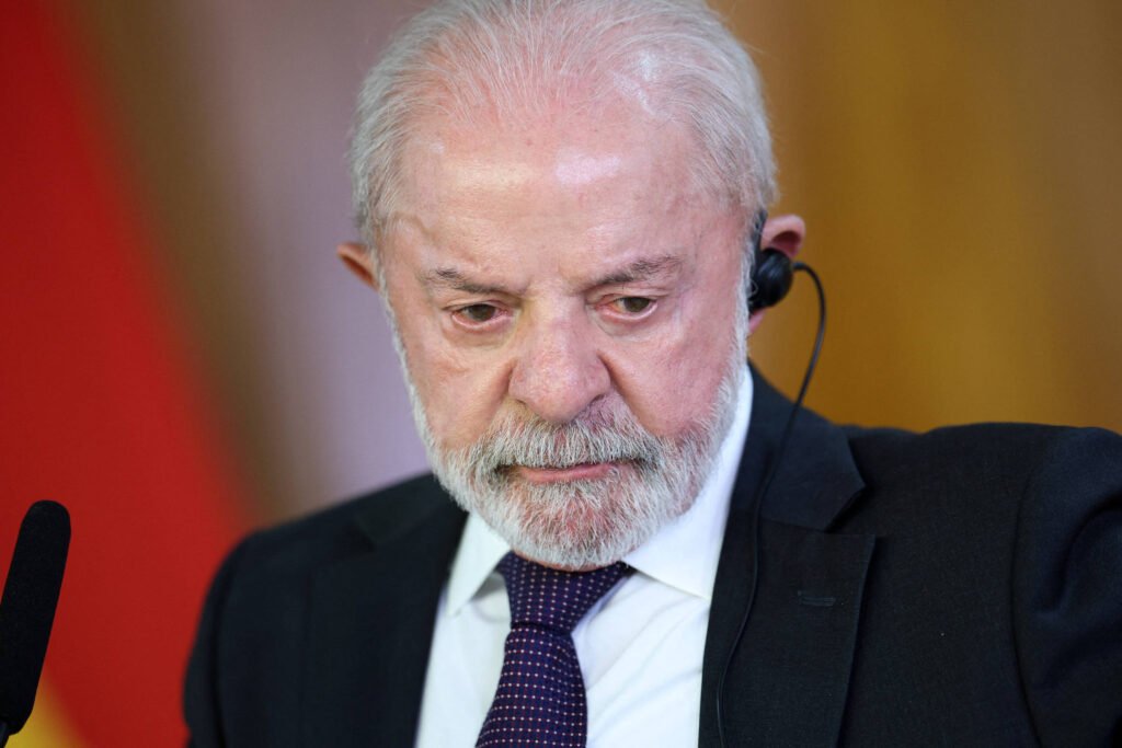 Lula diz ser mentira que Irã tenha arma nuclear -