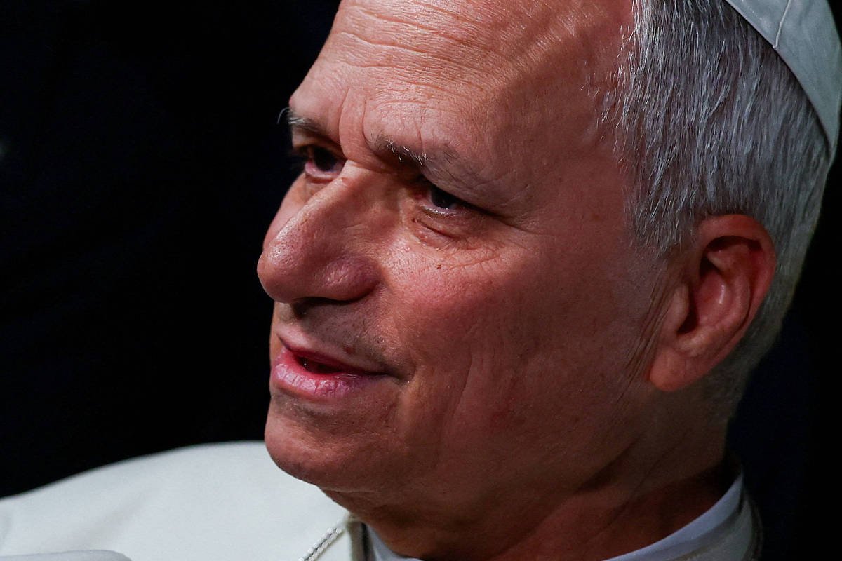 Papa alerta para risco de democracias virarem tirania - 14/04/2026