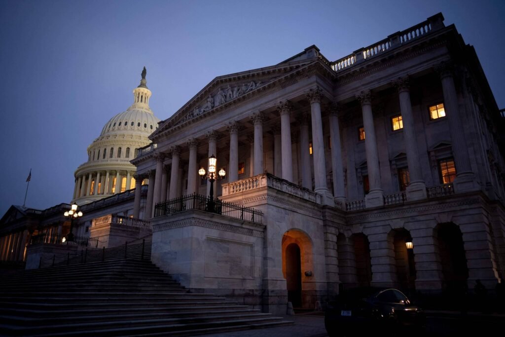 Partido de Trump bloqueia votação pelo fim de poder de