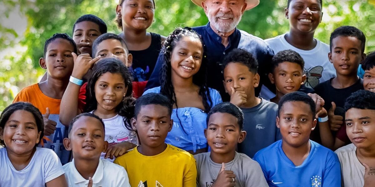 Páscoa é momento de renovação e união, diz Lula em