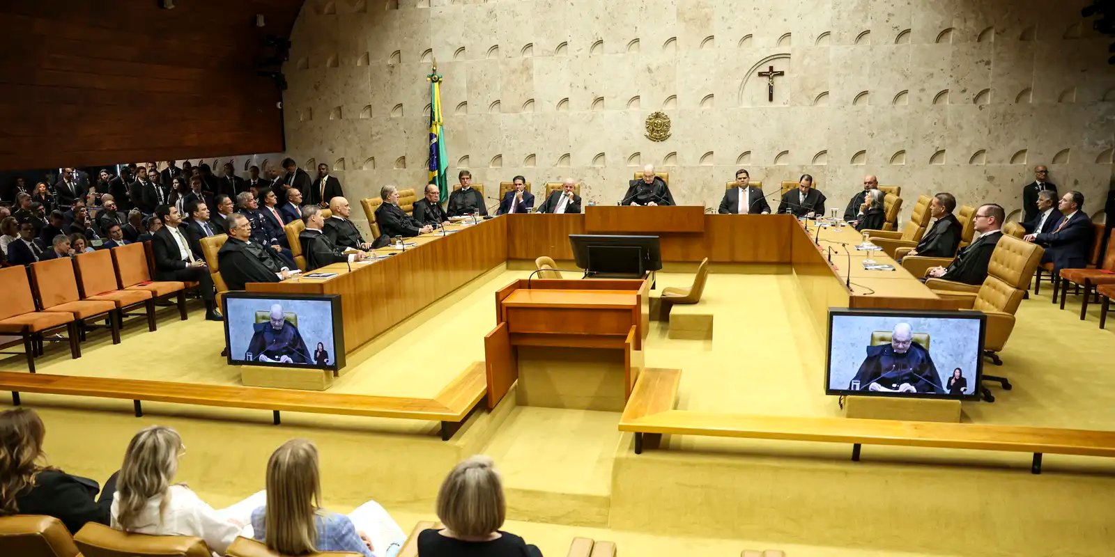 STF tem três votos para derrubar lei de SC que