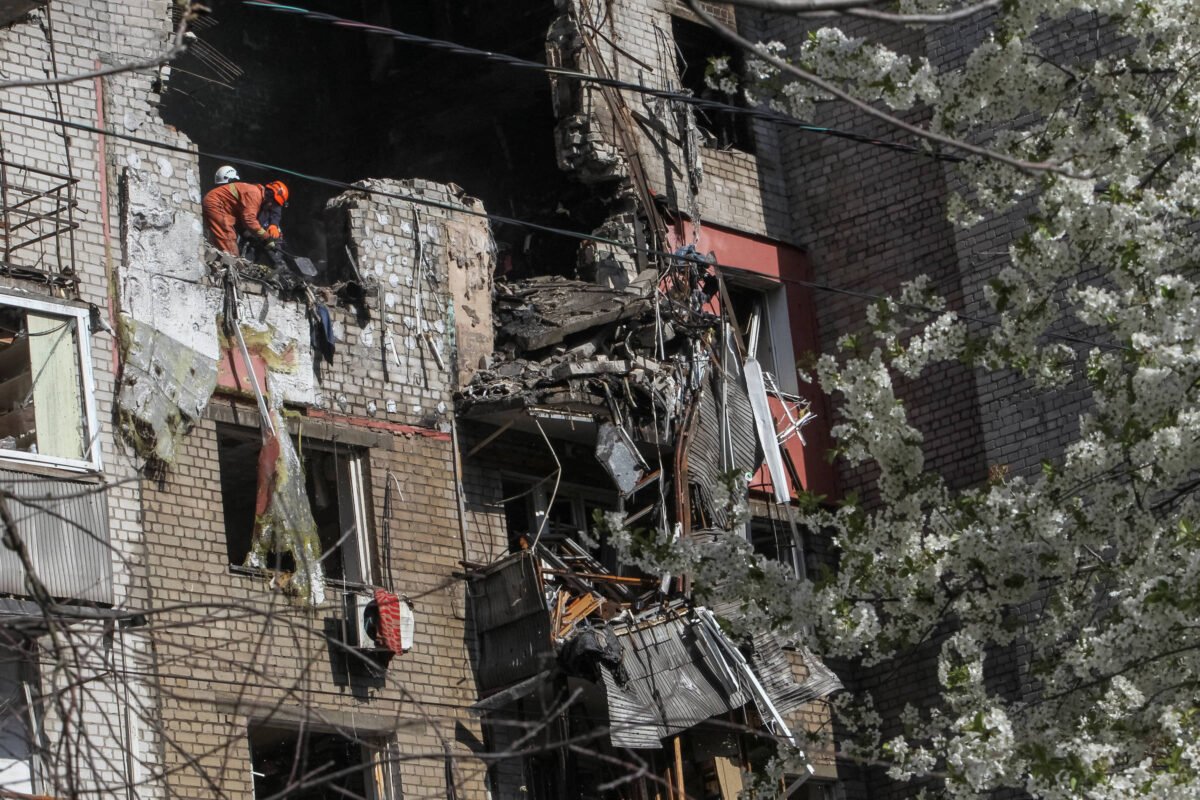 UE empresta €90 bilhões à Ucrânia e impõe sanções à