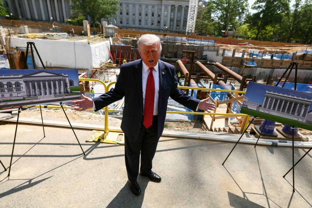 A 6 meses de eleição, aprovação de Trump volta a