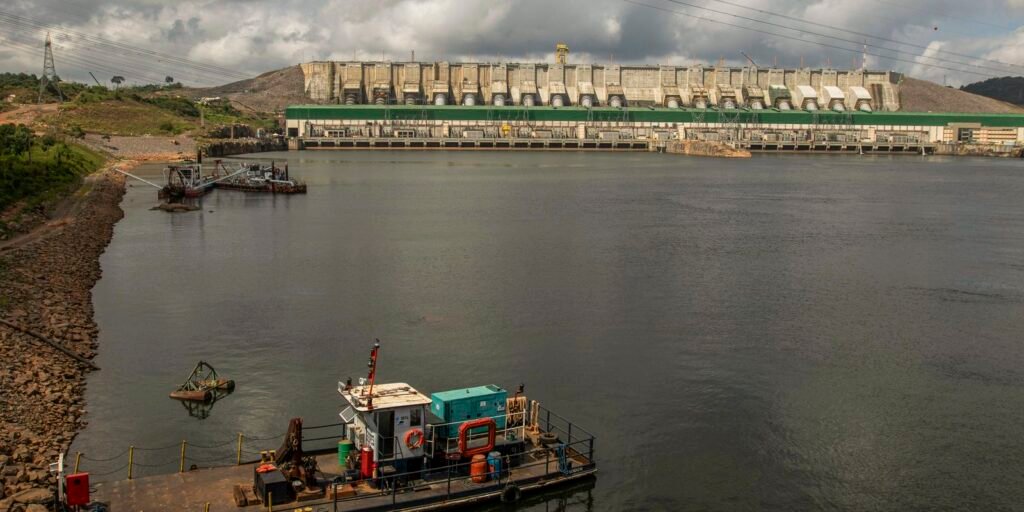 Após dez anos, Belo Monte ainda enfrenta críticas sociais e
