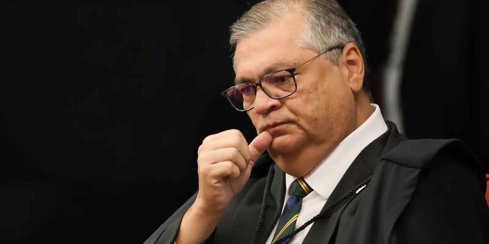Dino questiona atuação conjunta da CVM e BC para impedir