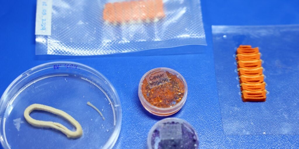 Embrapa produz em laboratório salmão, caviar e anéis de lula