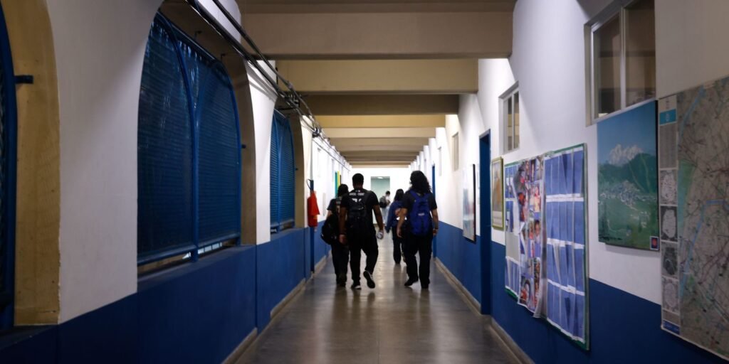 Enfrentamento à violência é desafio para 71,7% dos gestores de
