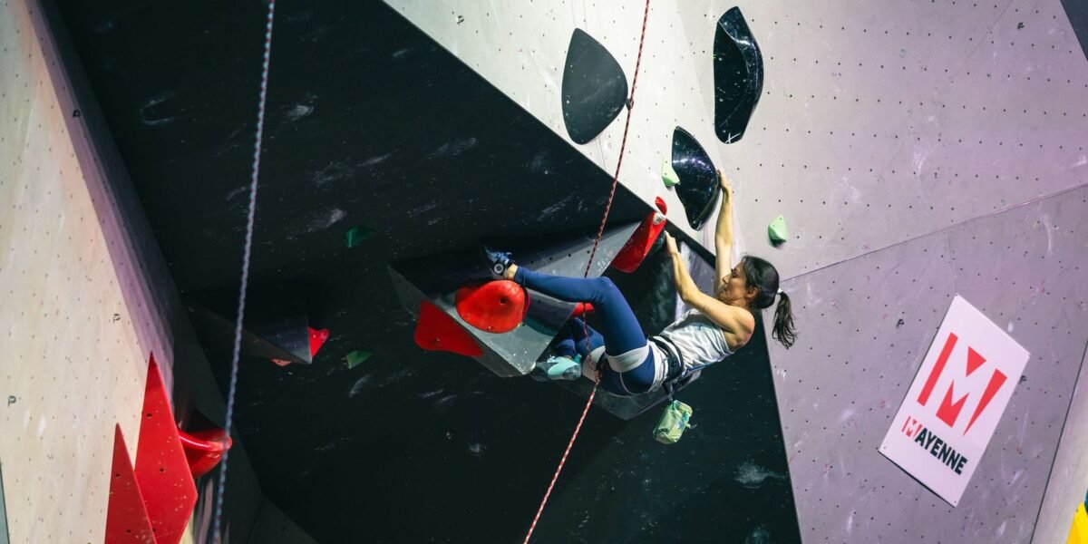 Marina Dias vence etapa da Copa do Mundo de paraescalada