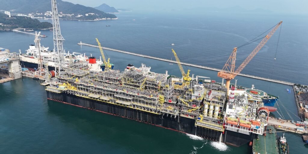 Petrobras inicia P-79 e reforça produção de petróleo e gás