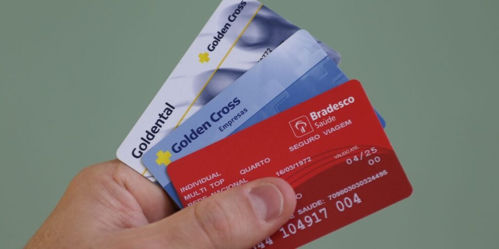 Planos de saúde coletivos têm reajuste médio de 9,9%, mostra