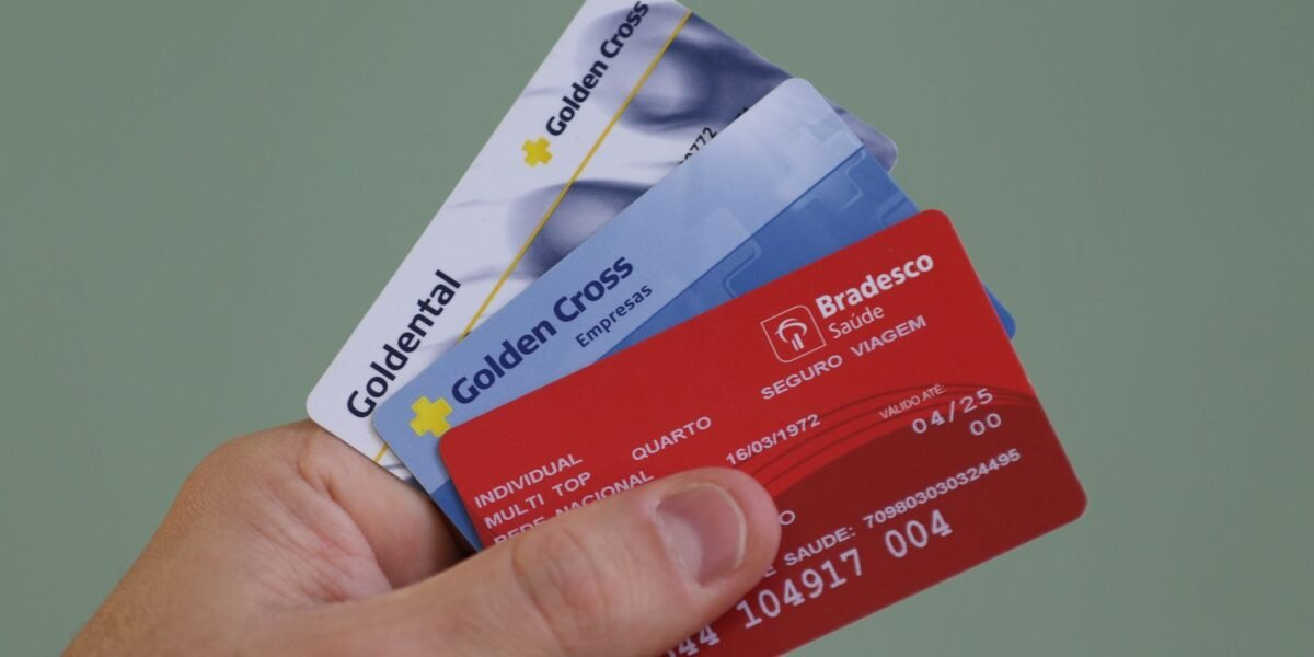 Planos de saúde coletivos têm reajuste médio de 9,9%, mostra