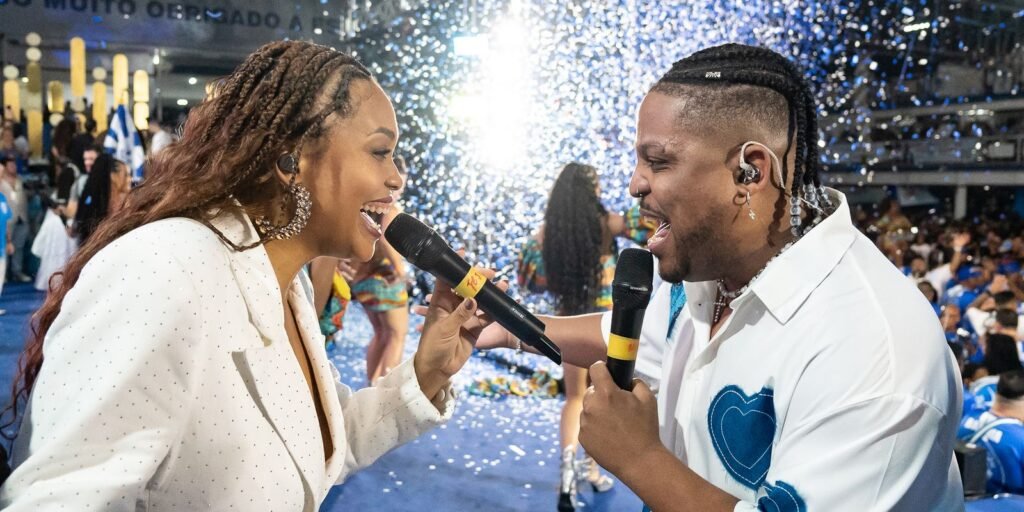 Primeira mulher intérprete do carnaval do Rio recebe prêmio da