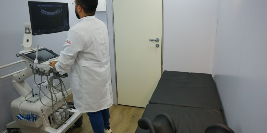 SUS: lei garante atendimento a crianças e adolescentes em saúde