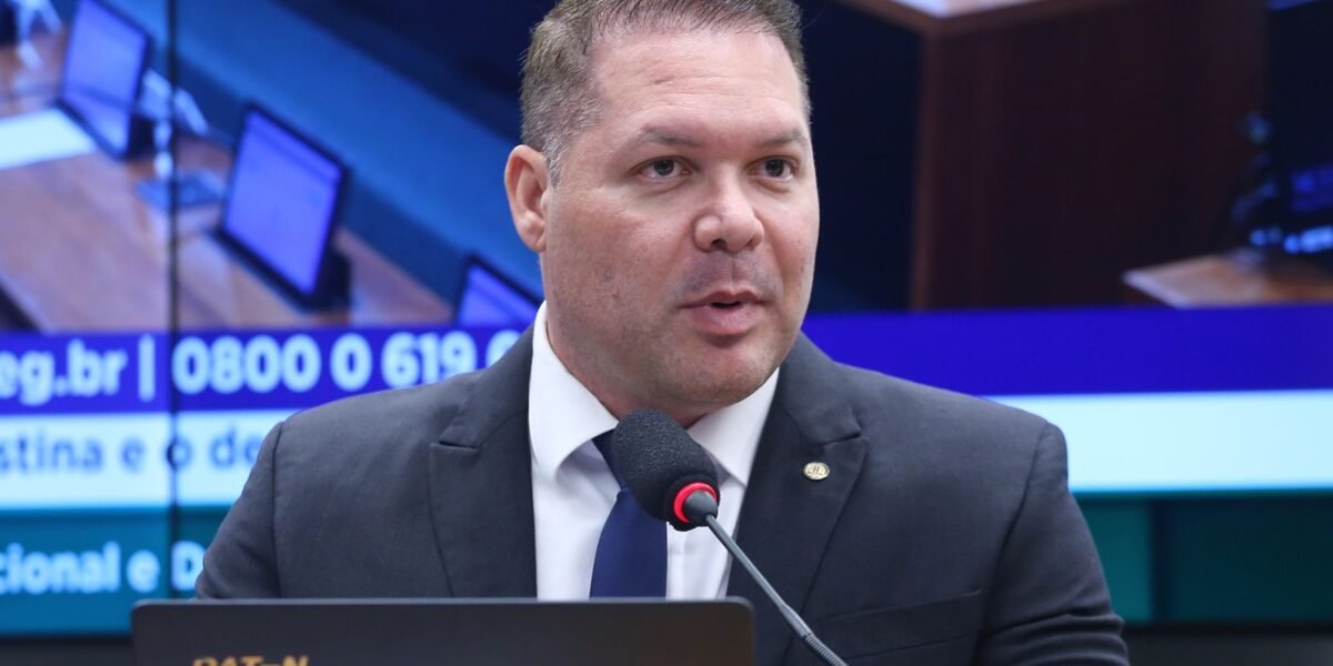 TSE torna inelegível e anula votos recebidos por ex-deputado do