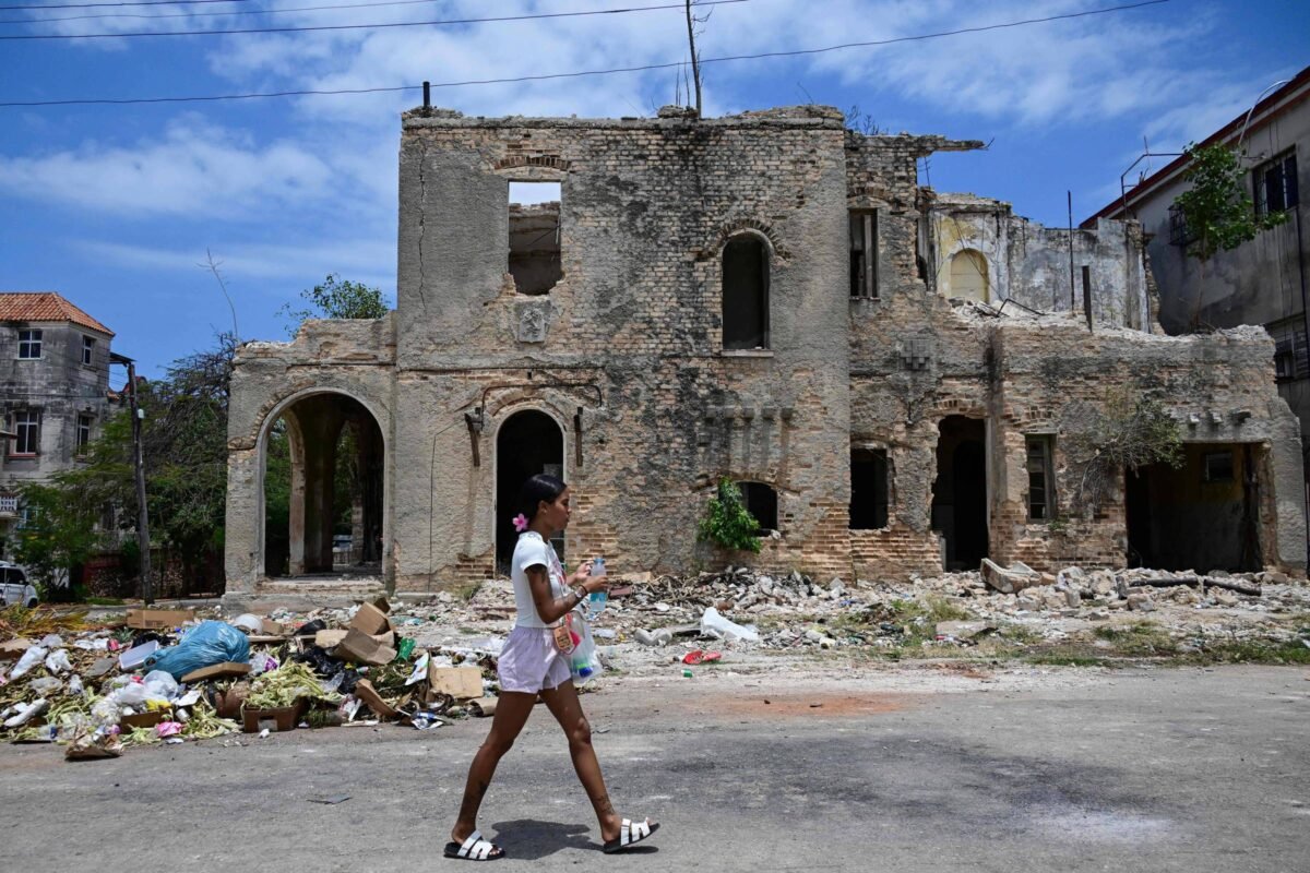Trump aperta parafusos de Cuba como nunca, diz pesquisador -