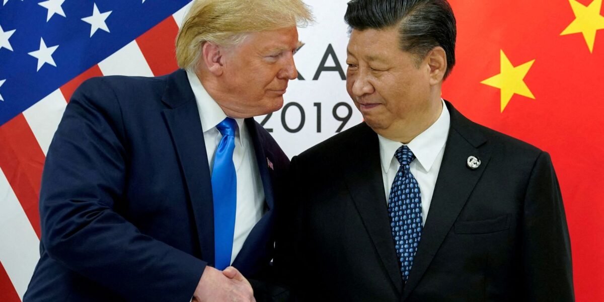 Trump visita Xi Jinping na China em meio ao atoleiro