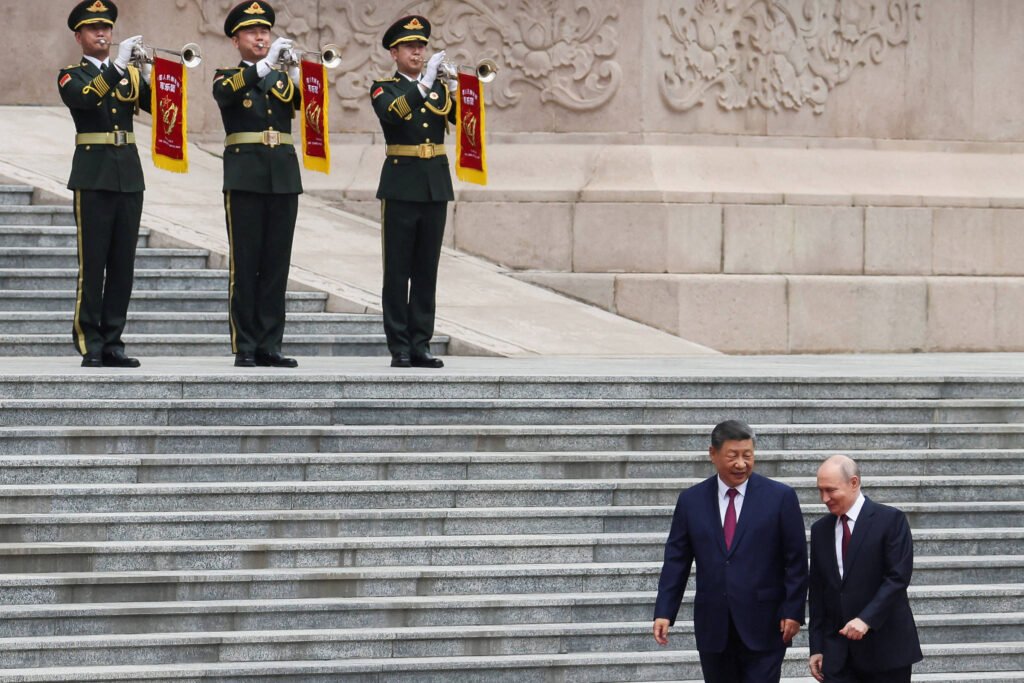 Xi quer China como pivô diplomático em encontro com Putin