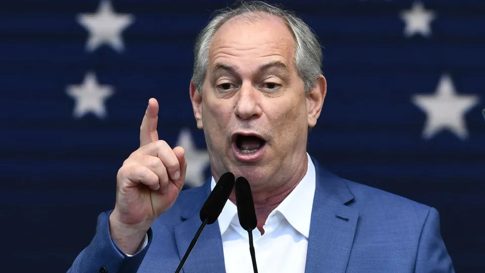 naom_632d603b04569.webp.webp