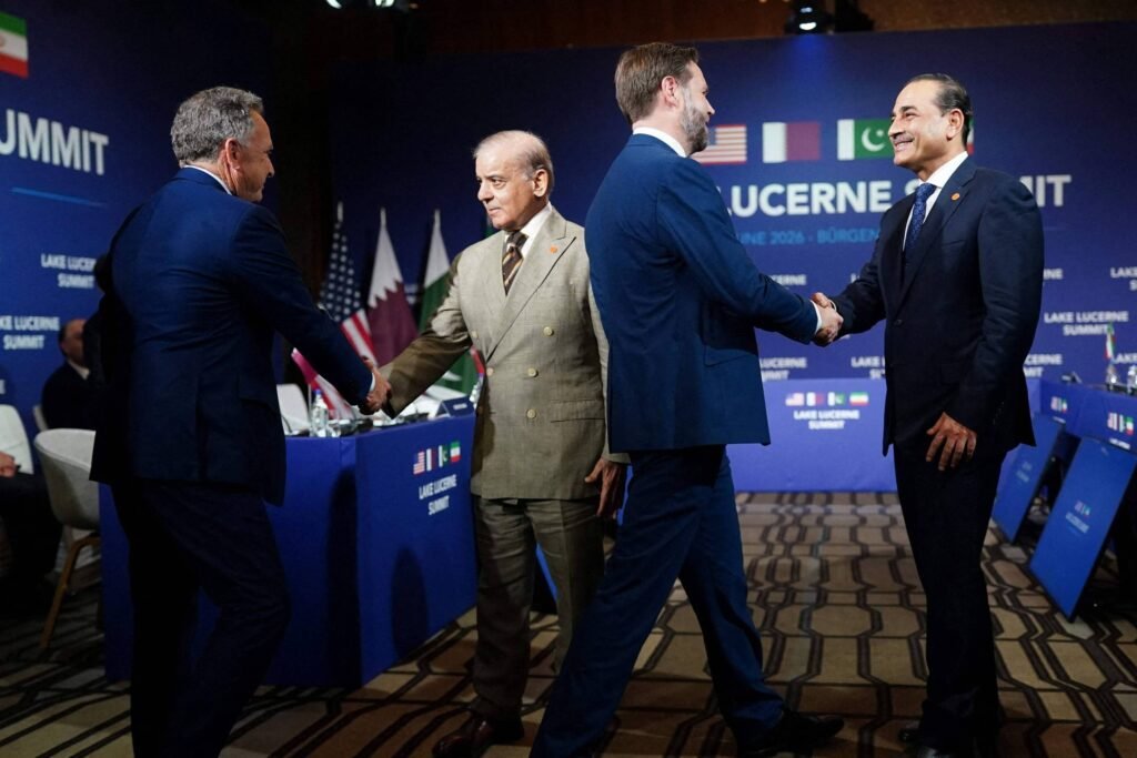 17820954576a389e6128cf8_1782095457_3x2_rt.jpg