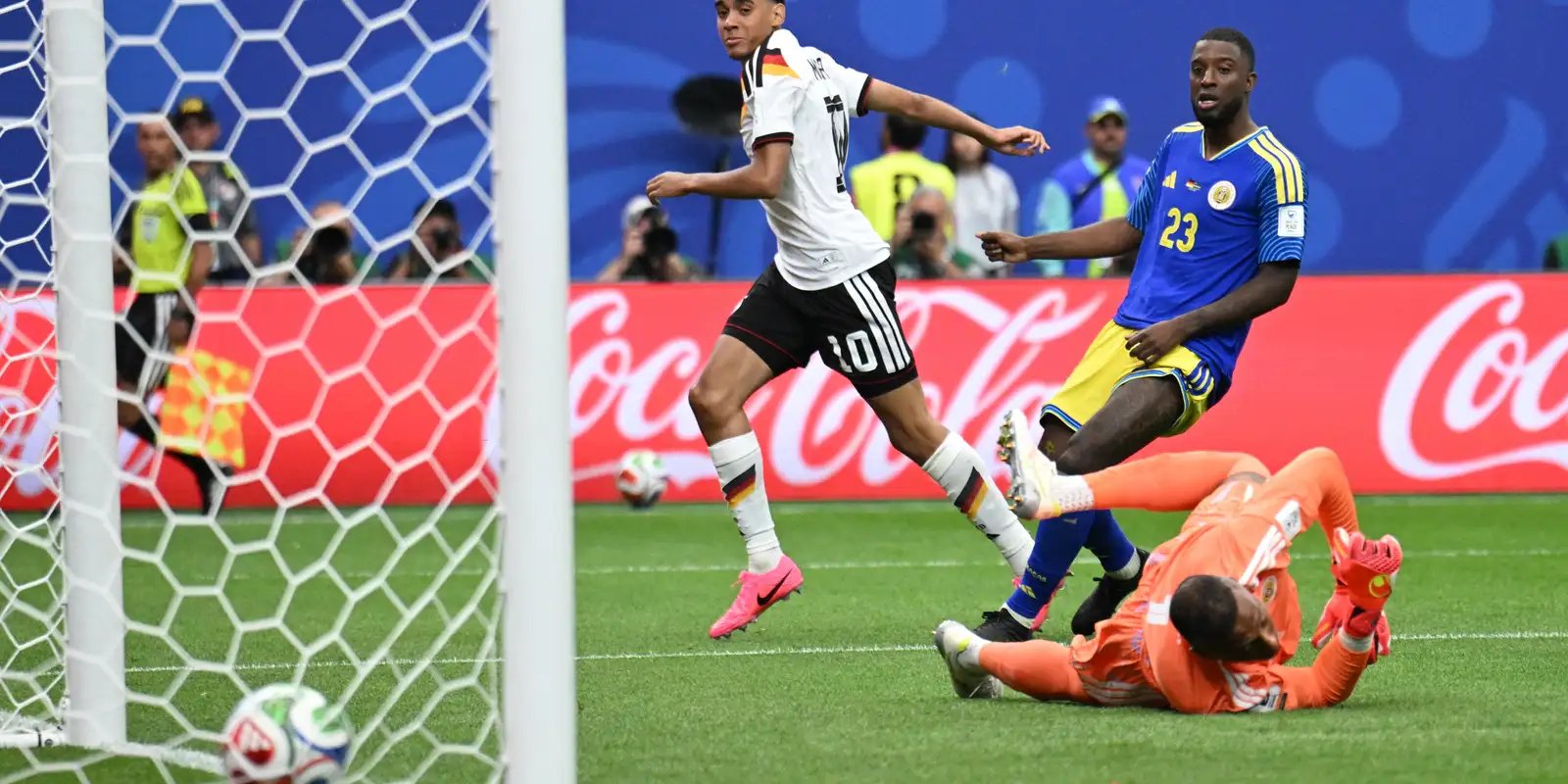 Alemanha repete 7x1 sobre Curaçao, que faz seu primeiro gol