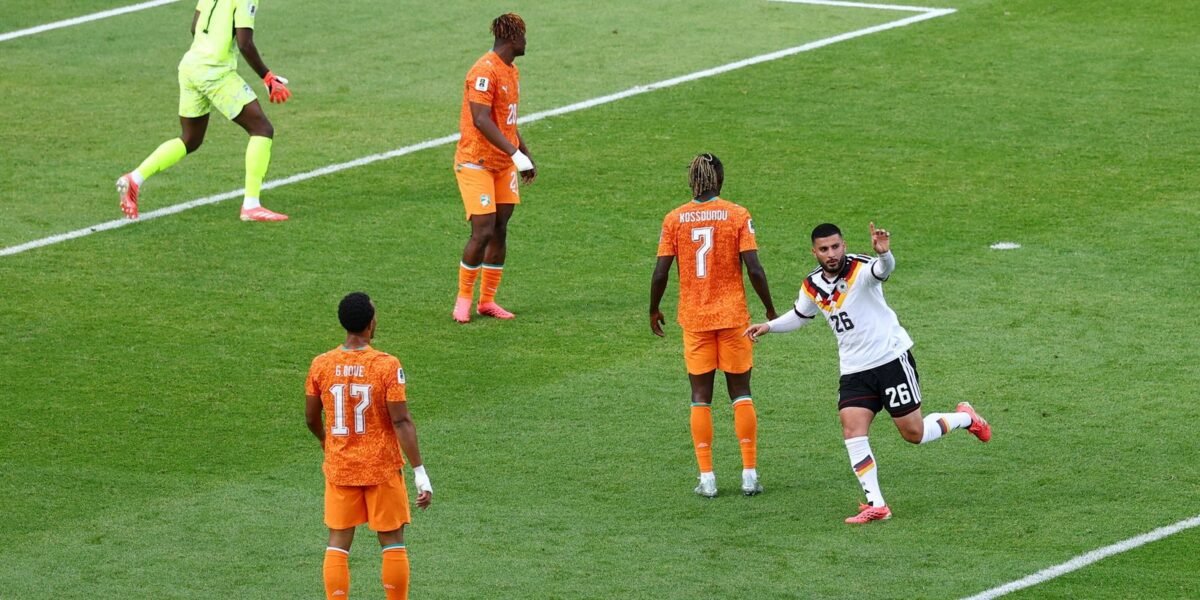 Alemanha vira sobre a Costa do Marfim e garante vaga