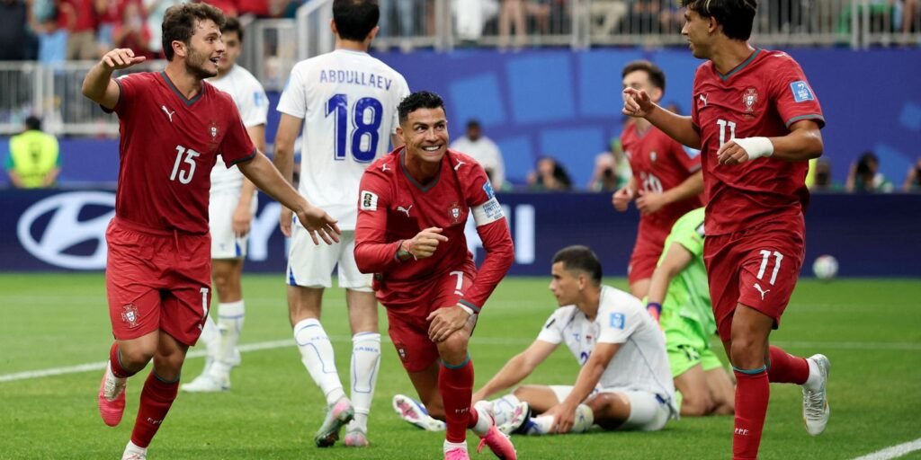 Cristiano Ronaldo faz dois gols e Portugal vence o Uzbequistão