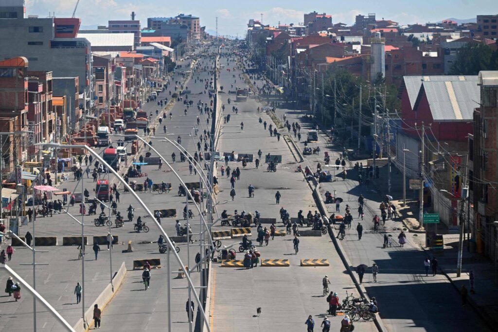Entenda protestos que paralisaram Bolívia - 03/06/2026 - Mundo