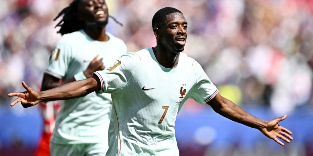 França aplica 4 a 1 na Noruega e termina em