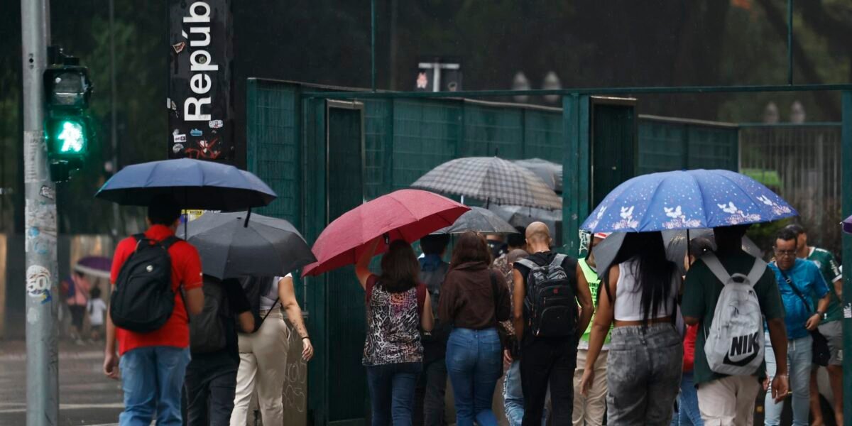 Inmet prevê pancadas de chuva em todas as regiões do