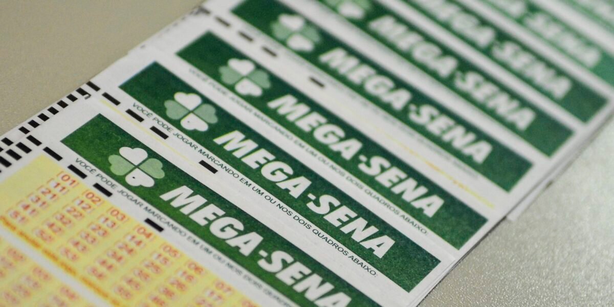 Mega-Sena acumula e prêmio principal vai para R$ 36 milhões