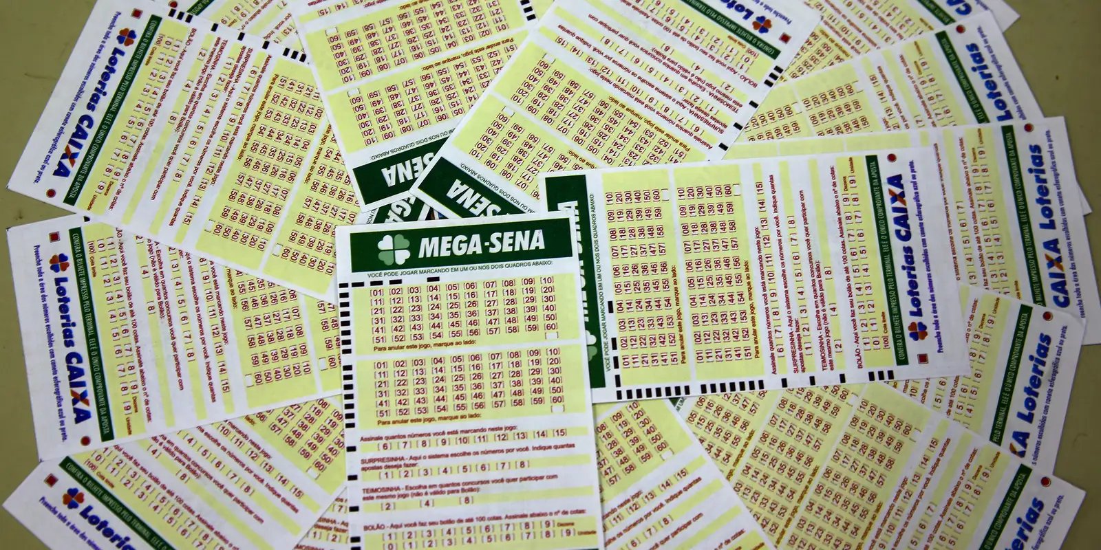 Mega-Sena acumula novamente e prêmio principal vai para R$ 42