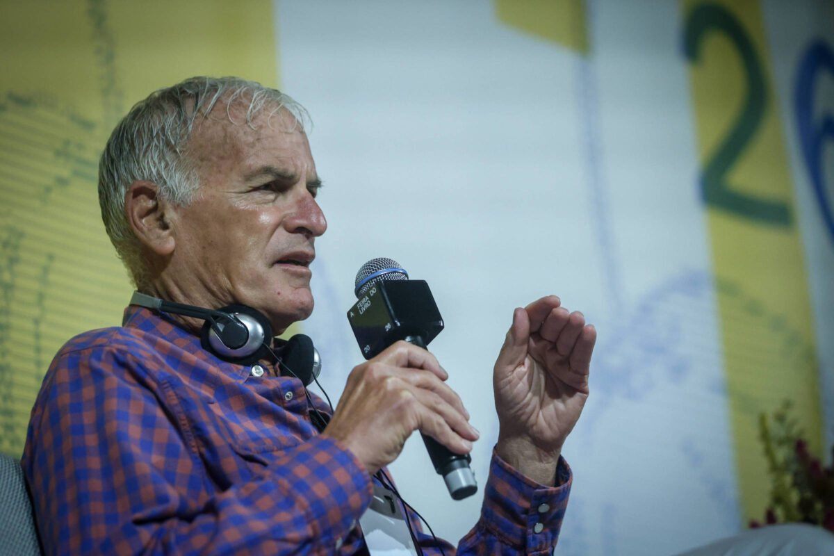 Norman Finkelstein ecoa velhos estereótipos antissemitas - 10/06/2026 - Mundo