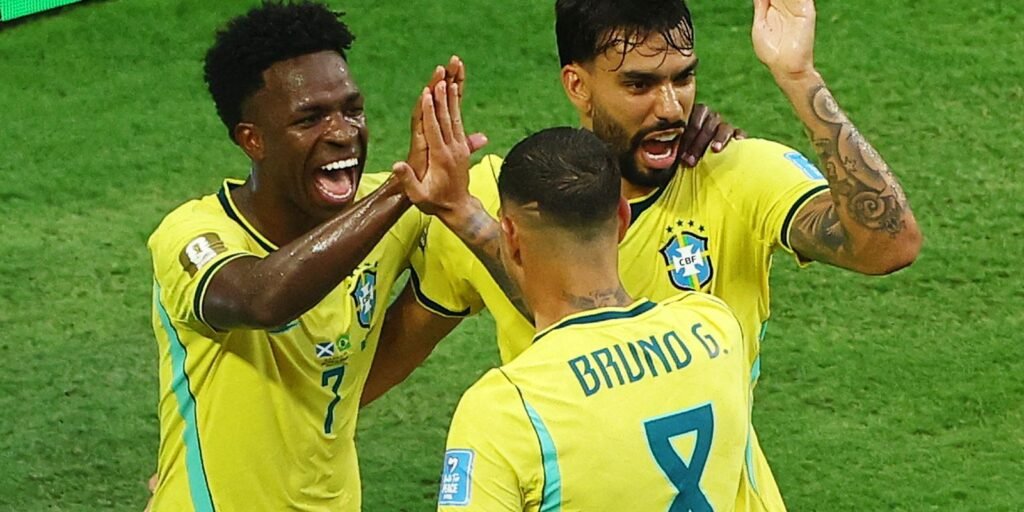 Real Madrid vira top-10 de clubes com mais gols pelo
