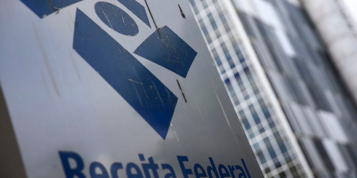 Receita identifica divergências de R$ 44 bi em créditos de