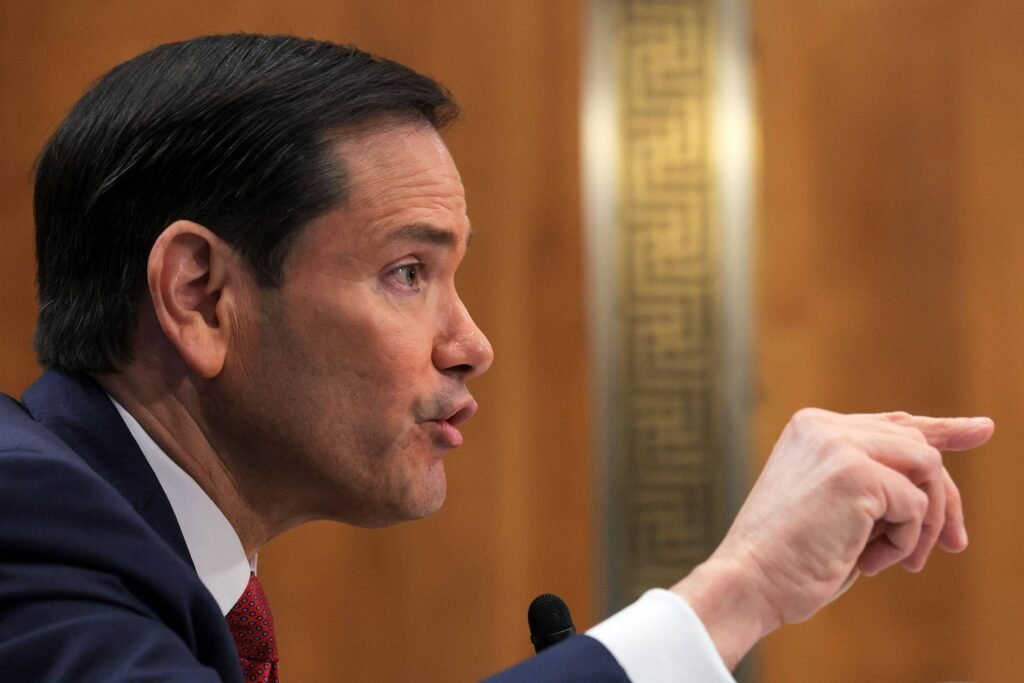 Rubio diz que Cuba tem bases de inteligência chinesas -